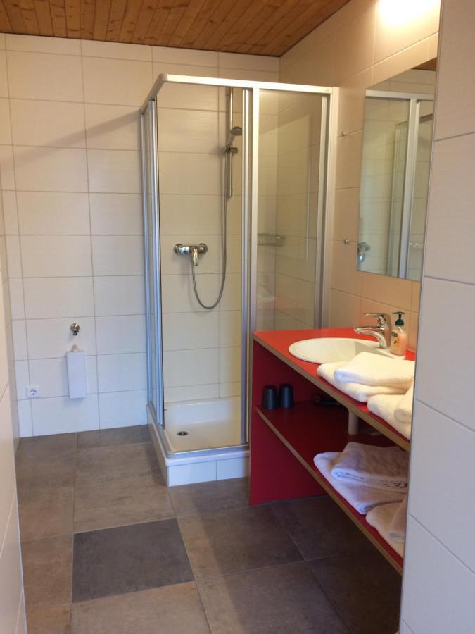 Waeldermetzge Huettenzimmer Und Wohnungen Warth  Eksteriør billede